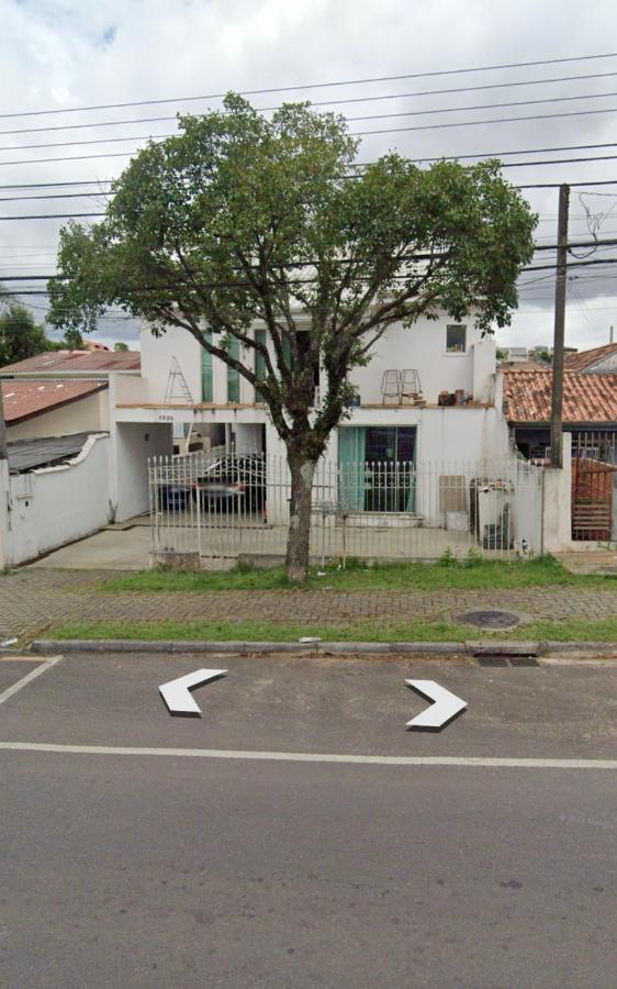 Suite Hostel Curitiba 民宿